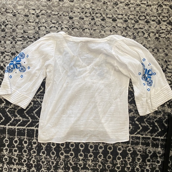 vince camuto sheer white top - Picture 2 of 4